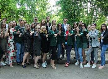 Поздравление Заместителя Председателя Правительства ДНР Владимира Антонова с Днем молодежи
