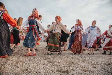 Молодые творцы Донбасса приняли участие в первом образовательном заезде «Тавриды»