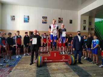 В Донецке завершилось первенство ДНР по тяжелой атлетике