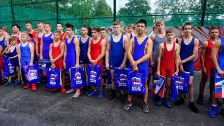 День освобождения Донбасса в Снежном
