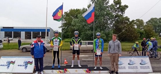 Велосипедный спорт. Наши в России...