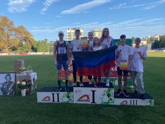 Сборная ДНР по легкой атлетике достойно выступила на соревнованиях «Золотая осень» в Крыму