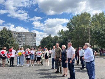 ​Сахалин сдал в эксплуатацию новое футбольное поле в Шахтерске