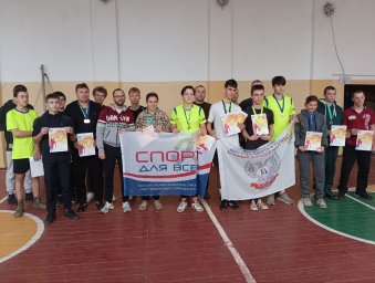 Студенты Новоазовск проверили свои силы в лёгкой атлетике