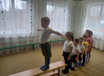 «День в движении» - спортивный праздник прошел в Кременевском детском саду