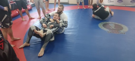 Мастер-класс по смешанным единоборствам прошёл в Макеевке (видео)