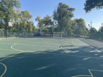 ​В пгт. Зуевка появилась новая спортивная площадка
