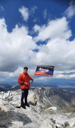 ​ФЛАГ ДНР РАЗВИВАЕТСЯ В ГОРАХ МОНГОЛИИ