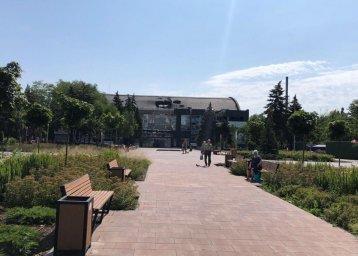 ​Строители Петербурга отремонтируют бассейн «Нептун» в Мариуполе