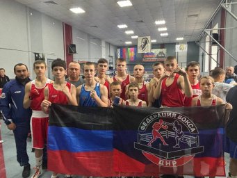 22 медали завоевали боксеры ДНР