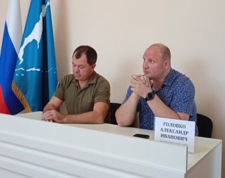 Представители Минспорттуризм ДНР встретились с жителями Шахтерска