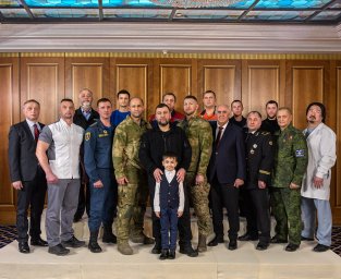 Поздравление врио Главы ДНР Дениса Пушилина с Международным женским днем