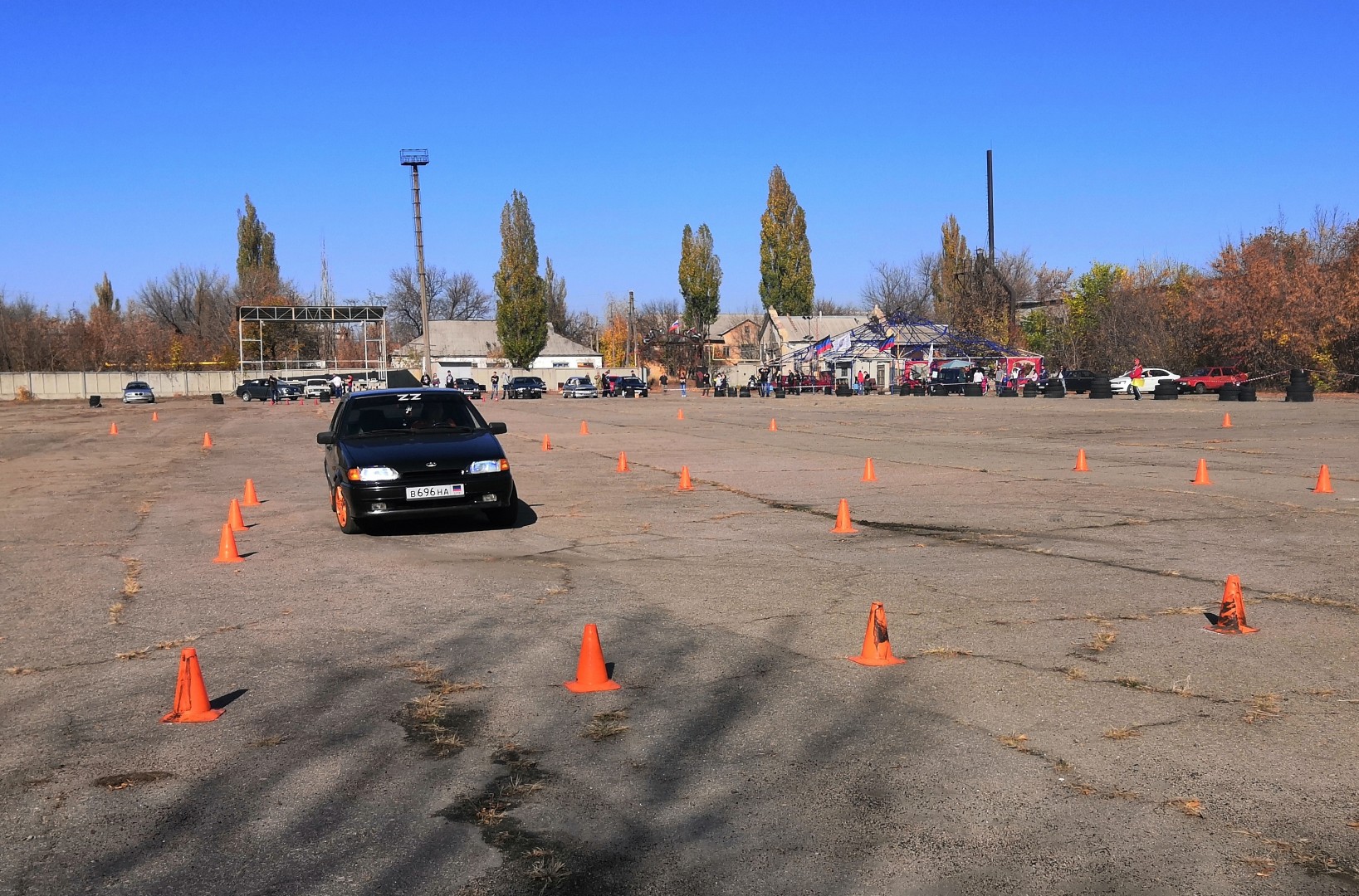 В Шахтерске прошли соревнования по автомогоборью