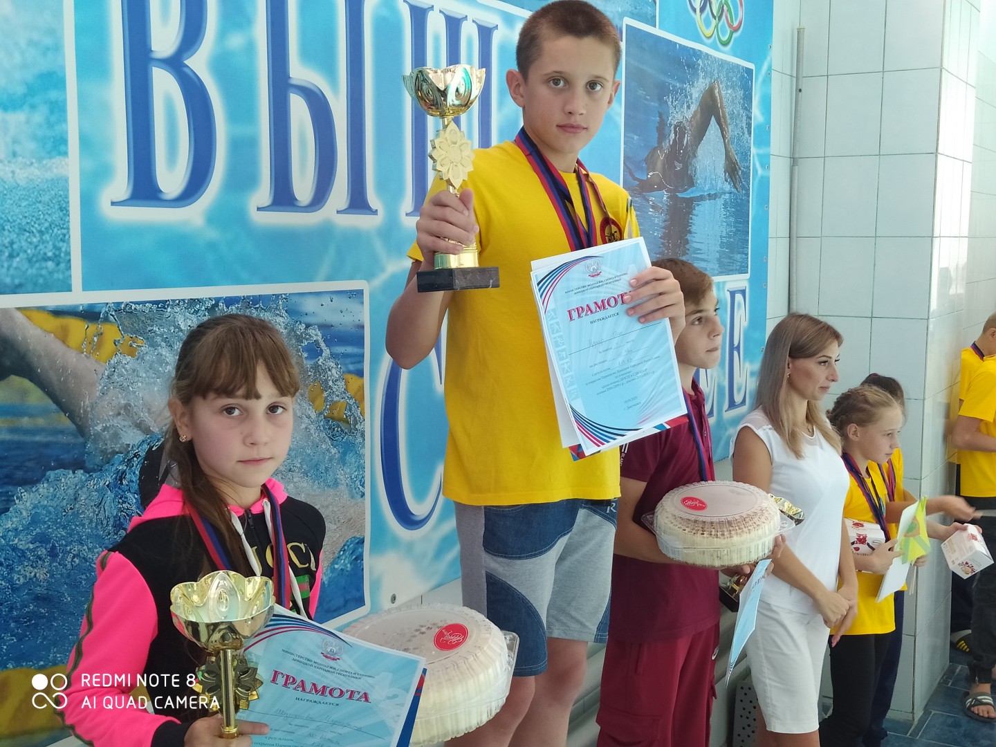 В Докучаевске состоялось первенство ДНР по плаванию