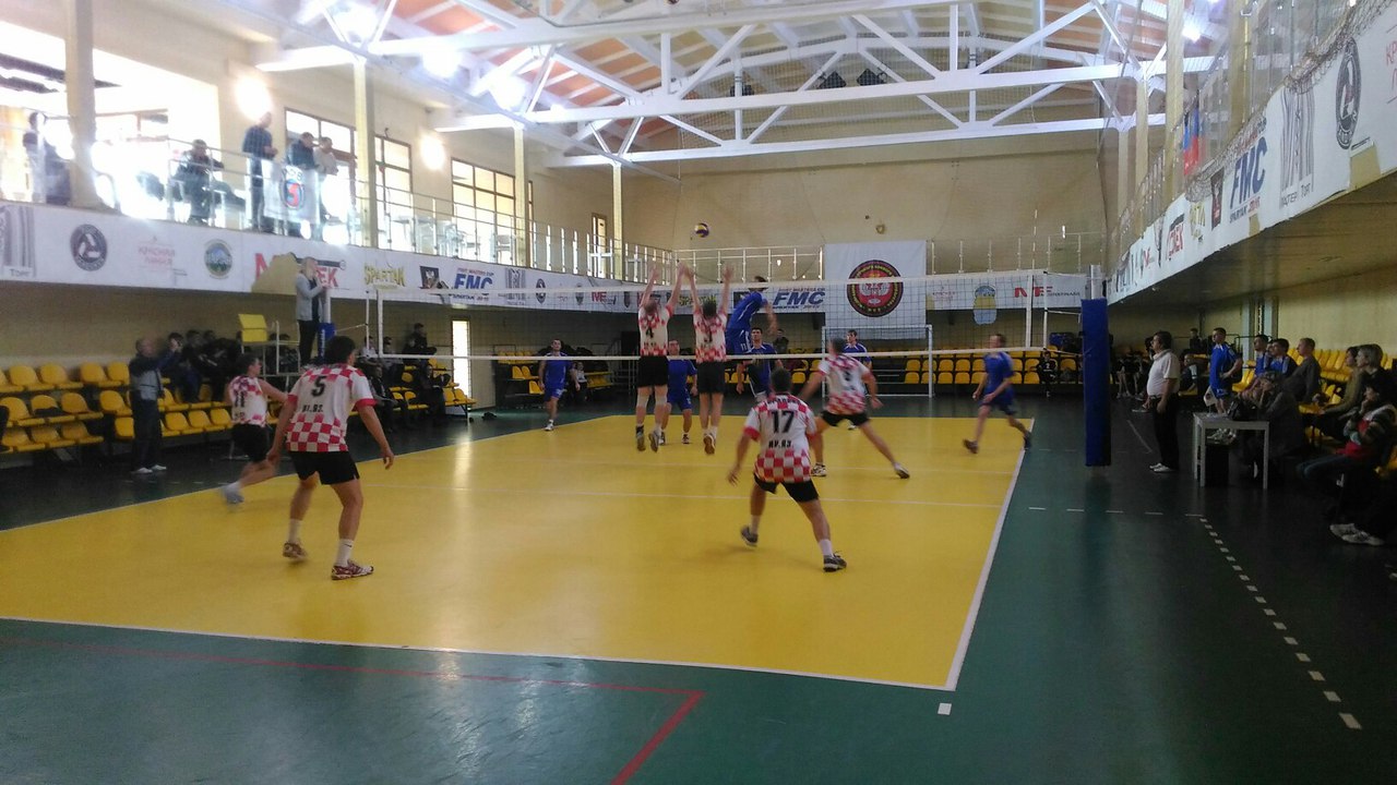 Состоялся I тур мужского Чемпионата ДНР по волейболу