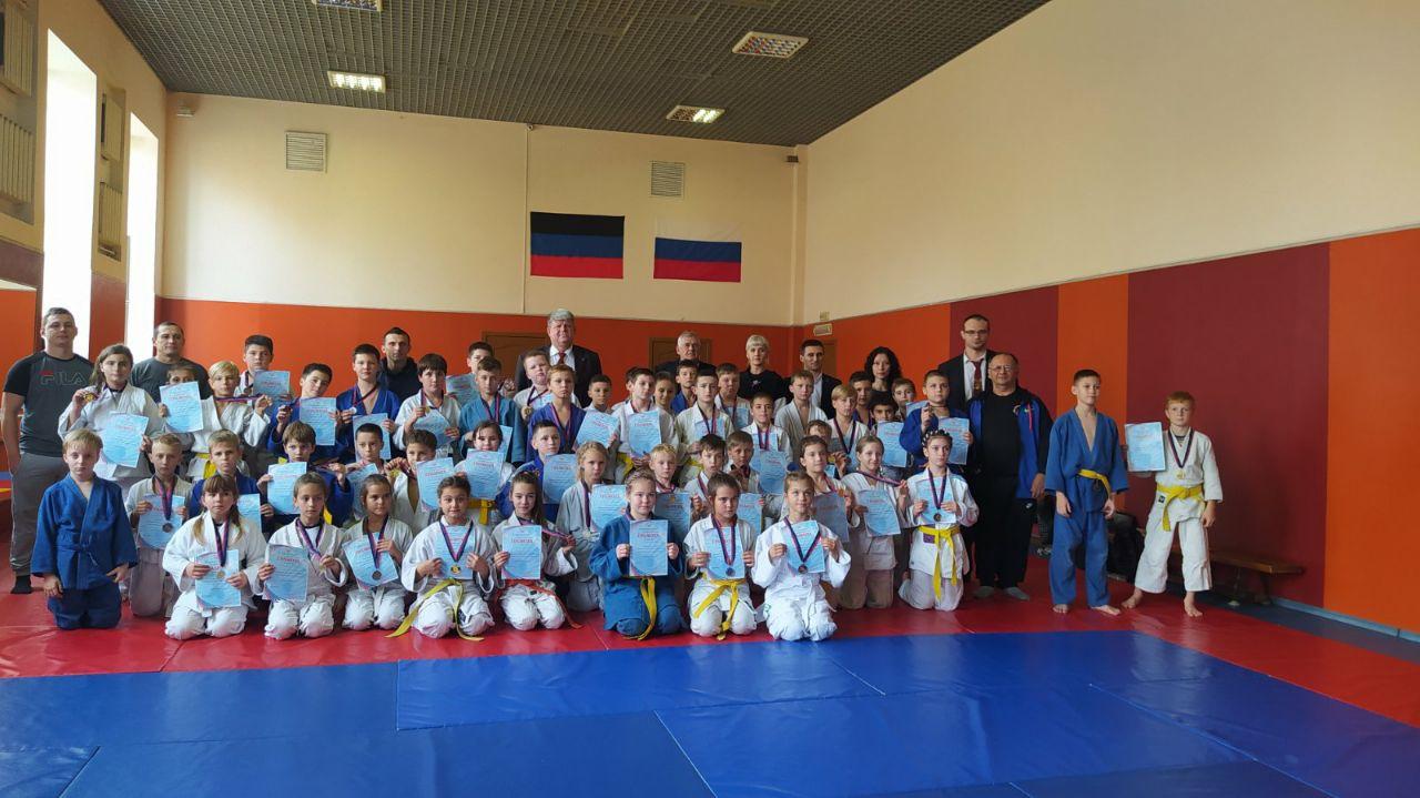 В Ясиноватой состоялось первенство по дзюдо